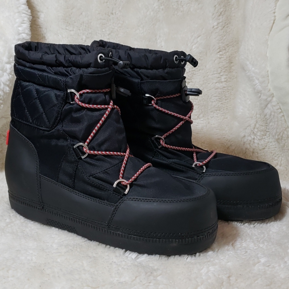 NEW Hunter snow boots